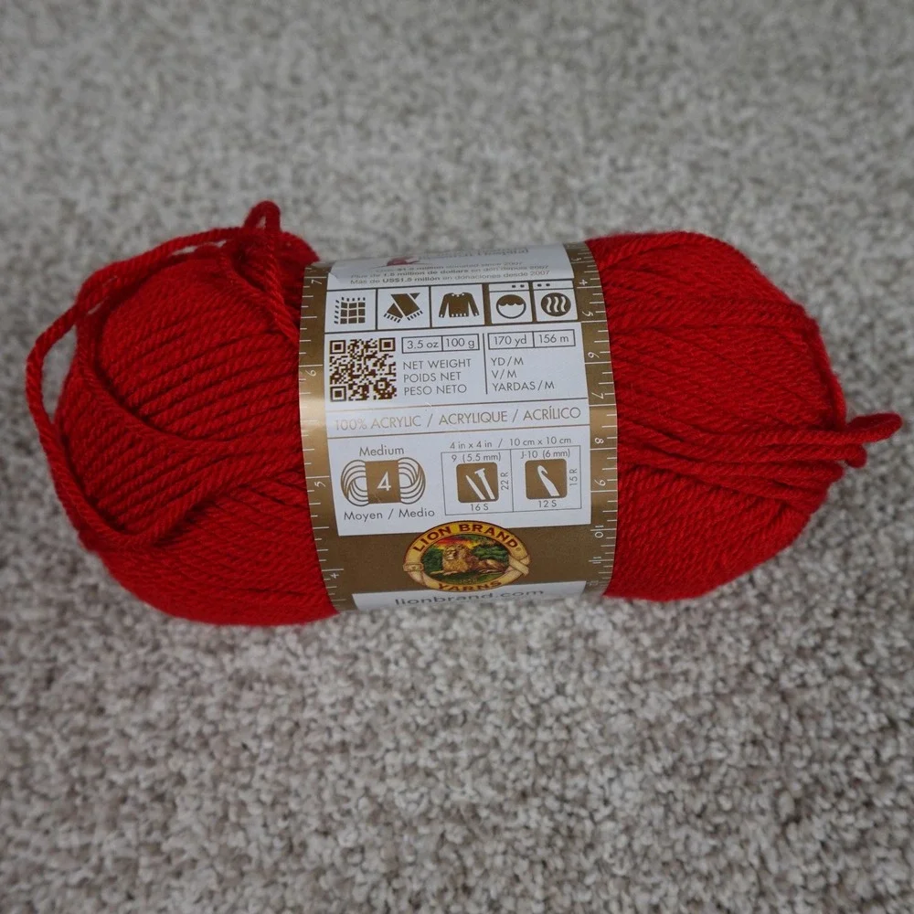 Lion Brand‎ Vanna's Choice Acrylic Yarn Scarlet Red Medium 4 Worsted 170 Yards